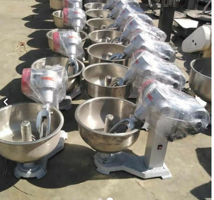 دستگاه خمیرگیر