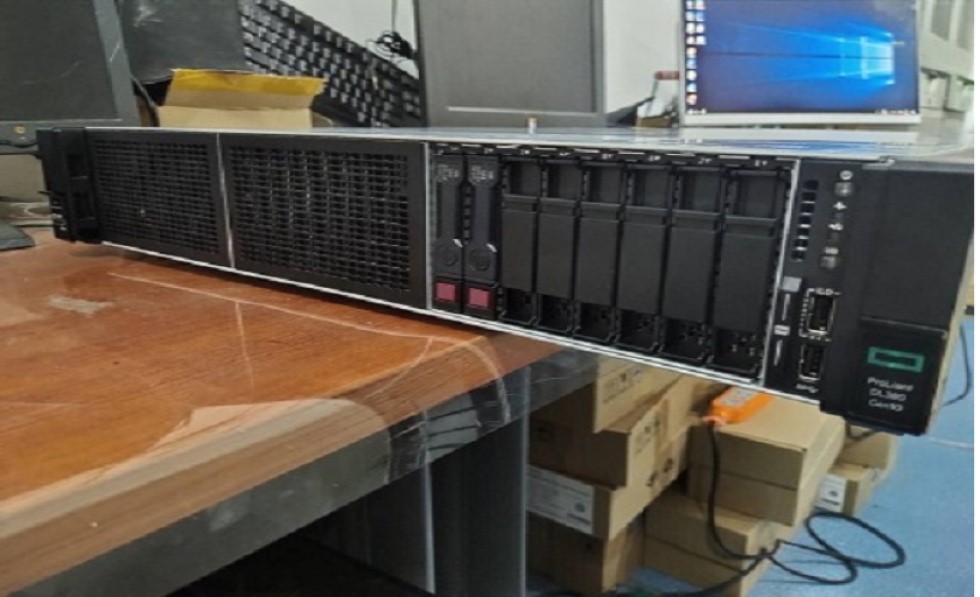 سرور HPE DL380 G10 8SFF