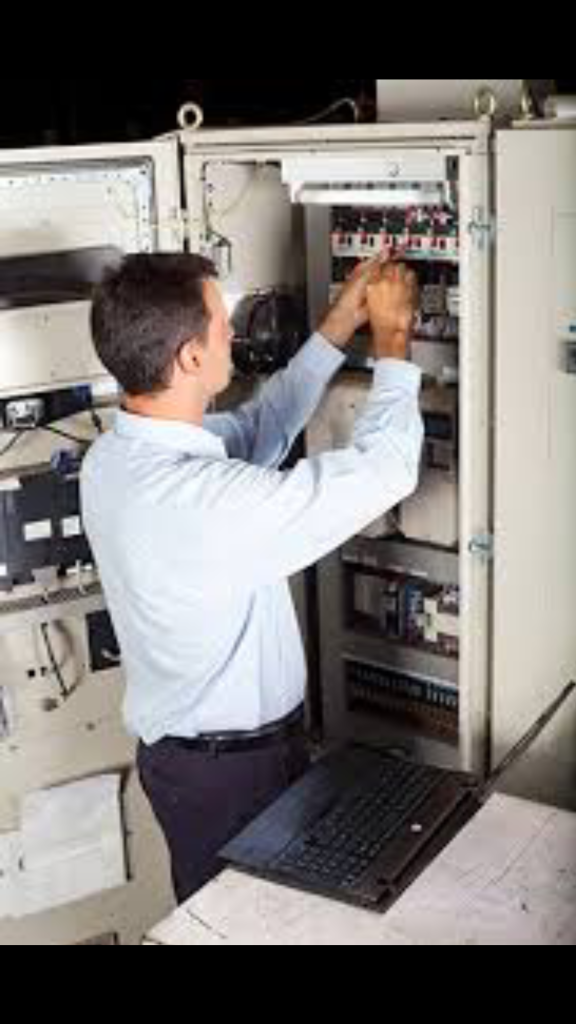 خدمات PLC نصب پی ال سی برنامه نویسی PLC در اشتهارد
