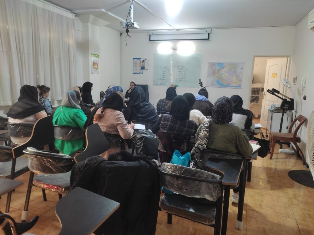 آموزش تضمینی صفرتاصد حجامت وطب سوزنی وتزریقات