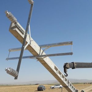 انجام پروژه های پست های برق زمینی و هوایی