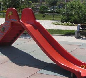 تولید انواع سرسره فایبرگلاس