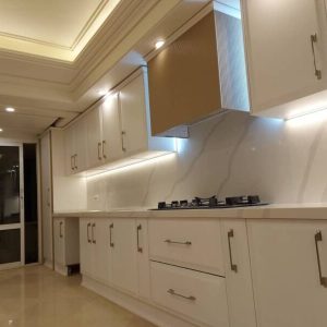 کابینت‌سازی حرفه‌ای ۲۰ سال تجربه اجرای بی‌دغدغه