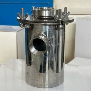 استرینر (موگیر) نیوکلکتور